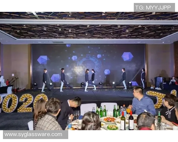 全球足球明星齐聚一堂献唱MV展现激情与梦想的完美结合 全球足球明星齐聚一堂献唱MV展现激情与梦想的完美结合