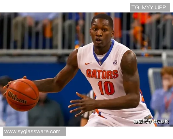 深圳篮球队的拼搏之路：从默默无闻到大满贯的辉煌历程